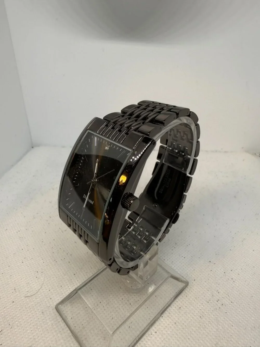 Diamond Brand Mens Black Tonneau Case Watch Linked Metal Band Quartz